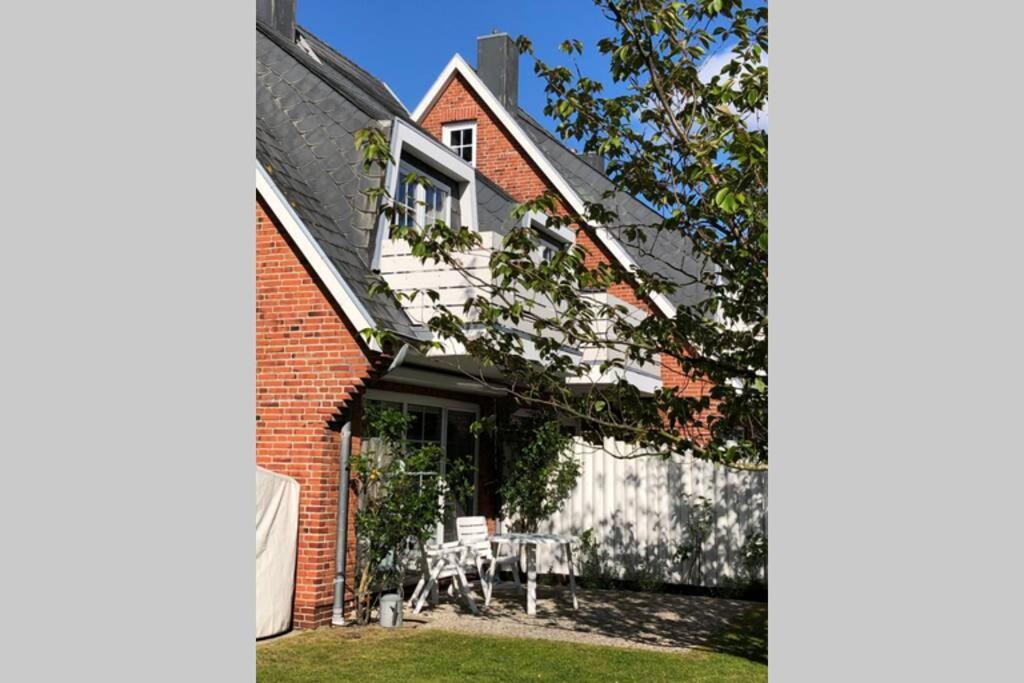 Апартаменты Maritim Und Individuell In Wenningstedt Mit Balkon Экстерьер фото