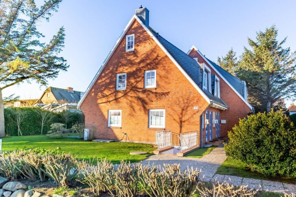 Апартаменты Maritim Und Individuell In Wenningstedt Mit Balkon Экстерьер фото