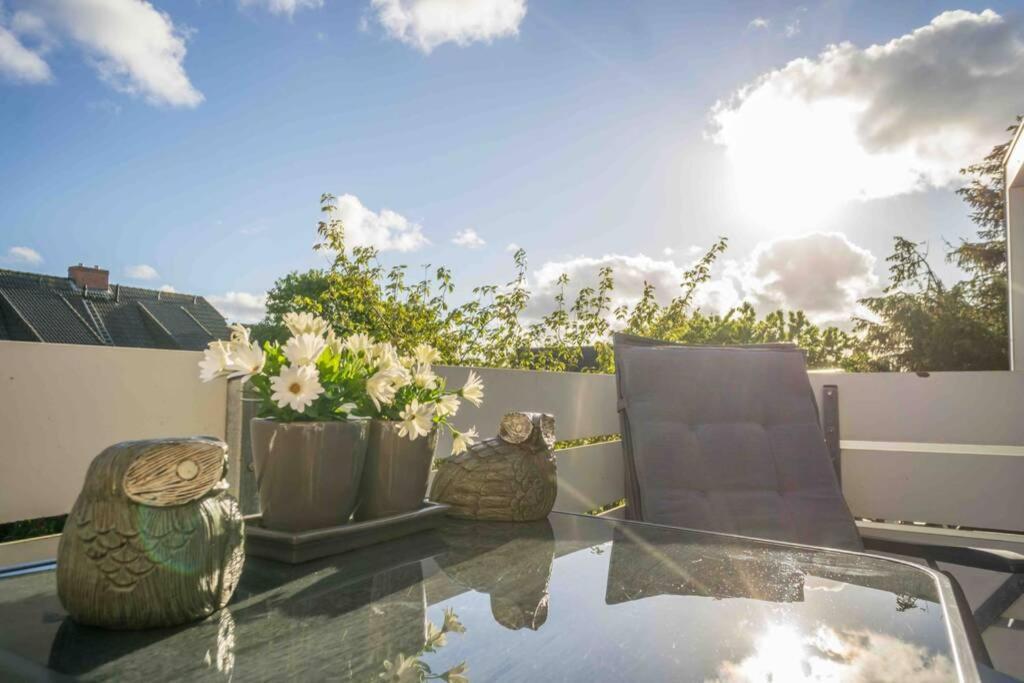 Апартаменты Maritim Und Individuell In Wenningstedt Mit Balkon Экстерьер фото